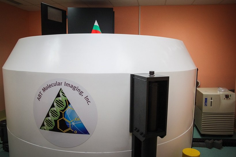 В УМБАЛ „Света Марина“-Варна синтезираха за първи път в България нов радиофармацевтик