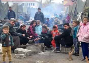 Убийство с пръчка в бежанския лагер в Харманли!