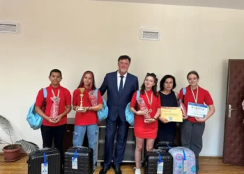 Кметът на община Провадия връчи награди за високи постижения