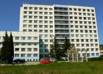 Стабилно е състоянието на тримата пострадали от токовия удар в Екопарк - Варна