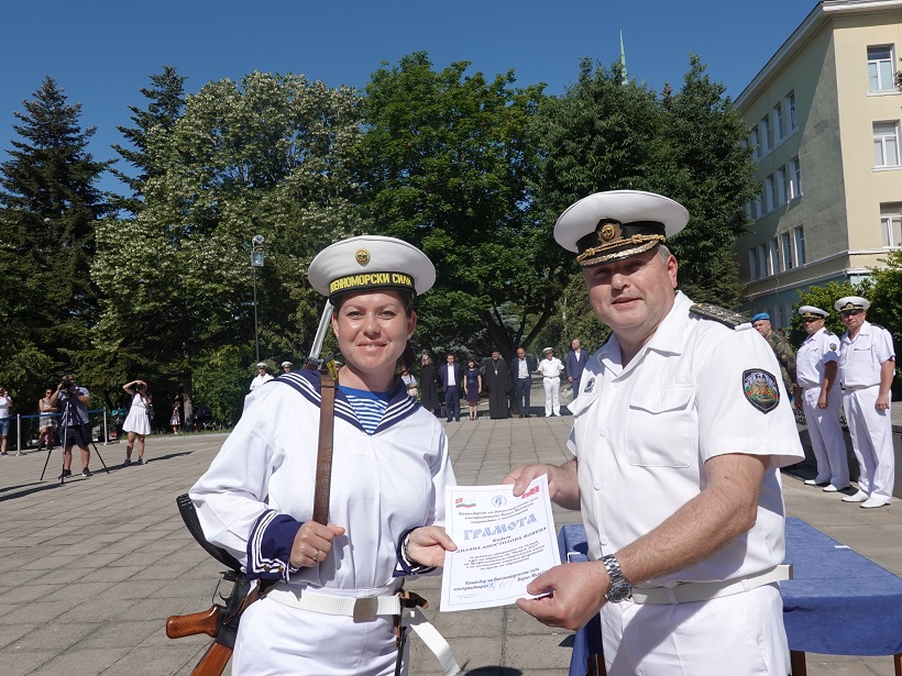 Старшинският колеж на Морско училище произведе първите сержанти-медици