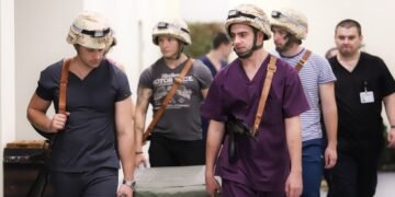 Курсанти-военни лекари спасяват животи под „дъжд от куршуми”