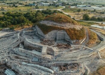 Археолози ще проучват производствения комплекс в праисторическото селище „Солницата“ край Провадия