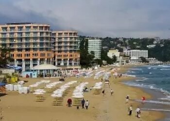 БХРА: Цената на тока за бизнеса е скочила 10 пъти, възможни са фалити в туризма