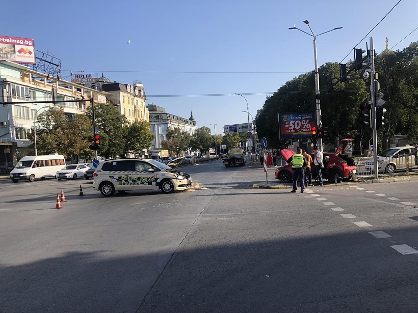 Тежка катастрофа във Варна