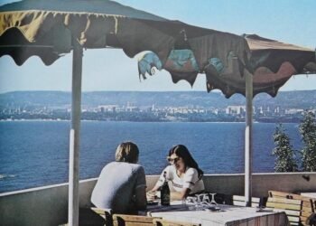 Как са се променили "Аспарухово" и "Галата" за близо век? (СНИМКИ)