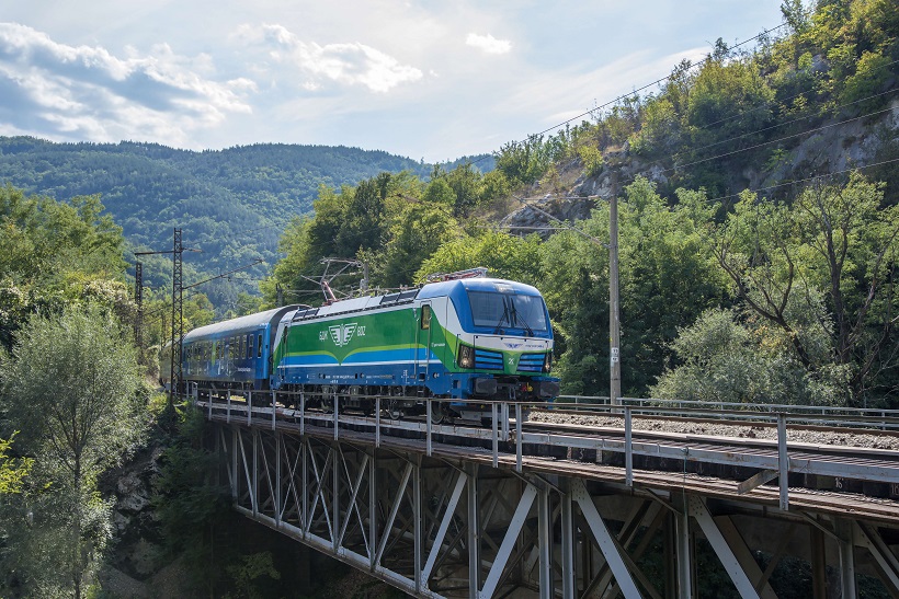 Любителите на железопътния транспорт в България могат да участват в Европейски железопътен фотографски конкурс