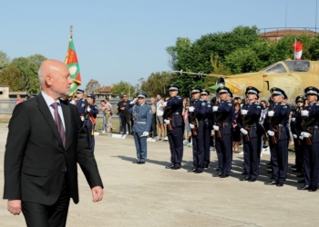 Министърът на отбраната Тодор Тагарев: Заделен е сериозен ресурс за оборудването и подготовката на армията и за хората в отбраната