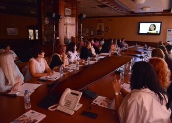 Общностният център за деца и семейства е помогнал на над 2000 малчугани