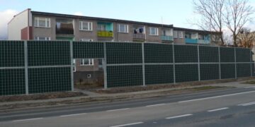 Поставят шумоизолираща бариера по пътя Варна - Добрич, в района на Аксаково