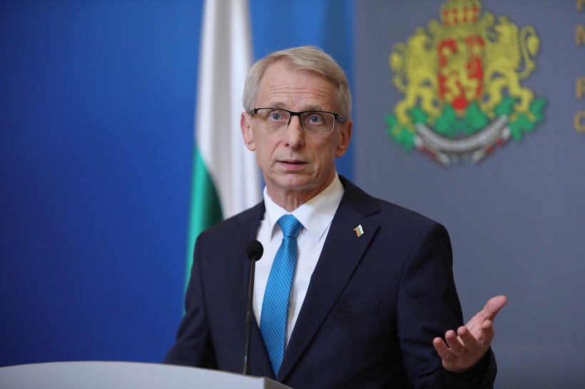 Денков: Обръщам се към ГЕРБ-СДС, вместо да хвърля държавата в хаос, нека да спазят дадената дума (ВИДЕО)