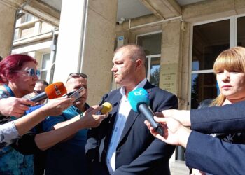 Прокуратурата: Според съдебно-медицинската експертиза няма връзка между побоя на детето в село Червенци и последвалата му смърт! (ВИДЕО)