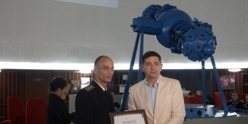 Екипажът на НИК 421 получи награди от д-р Милен Врабевски