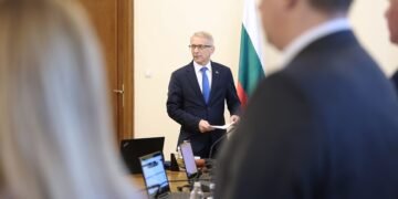 Премиерът акад. Денков: Новата минимална заплата ще намали неравенството