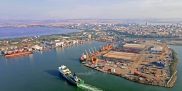 Започва удълбочаване на пристанищен терминал Бургас-запад, което ще позволи обработката на едни от най-големите кораби в света