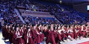 Церемония по дипломиране на студентите от Випуск 2023 на Медицинския колеж се състоя във Варна