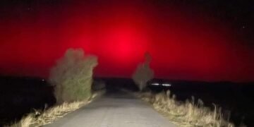 Meteo Bulgaria: България става свидетел на северното сияние (СНИМКИ)