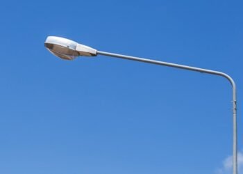 Община Варна ще кандидатства с проект за модернизация на уличното осветление в кв. „Чайка“.