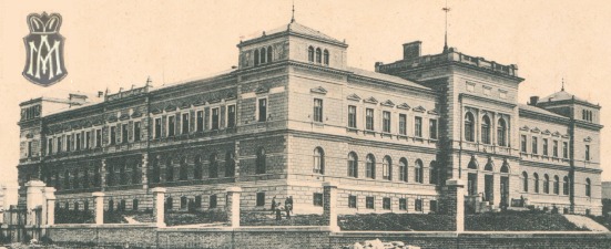 Във Варна откриват изложба посветена на 130 години от полагане основния камък на сградата на Държавна девическа гимназия „Мария Луиза“