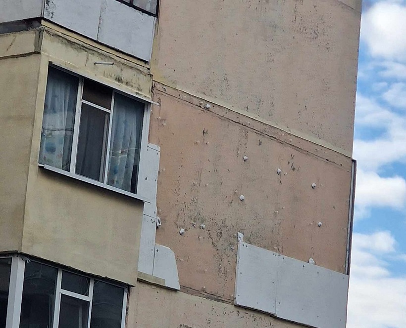 Падна изолация на блок в Кайсива градина