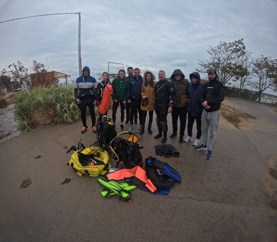 Десет души от област Варна разшириха познанията си в курс за напреднали водолази