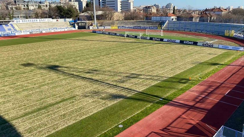 ФК "Спартак" (Варна) ще се сдобие с по-качествена тревна настилка на стадион „Спартак" и СК "Локомотив"