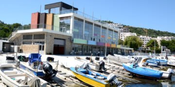 Търсят варианти за справяне с проблема с акумулирането на пясък на пристанище Карантината