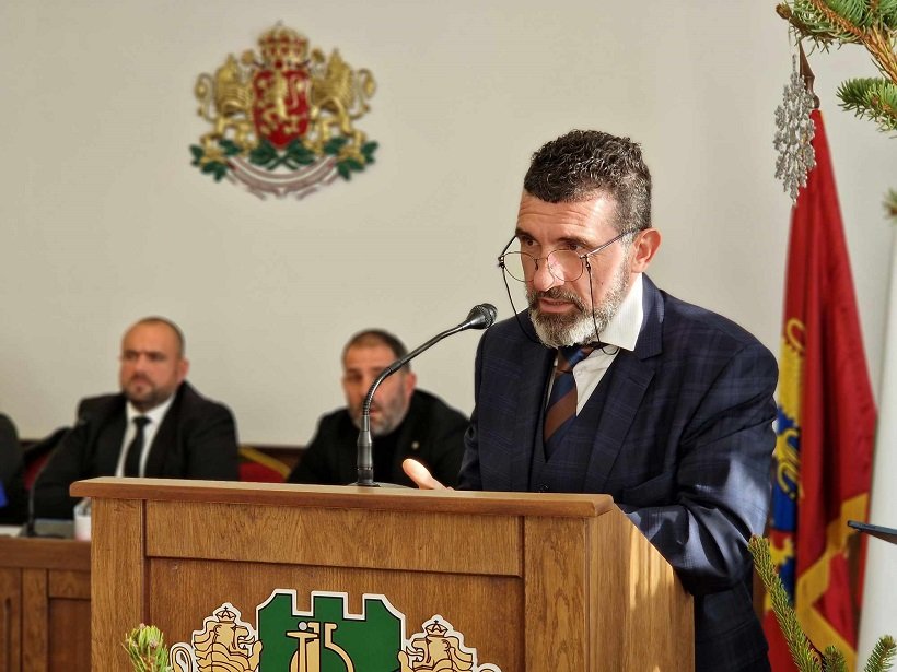 Свилен Шитов: Община Девня изпраща една нелека, но успешна година!