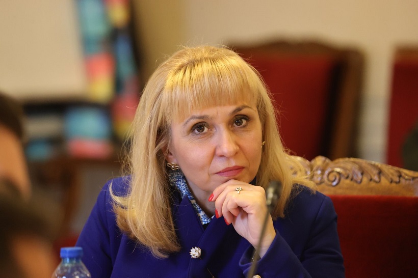 Омбудсманът Диана Ковачева с инструкция как хората да си потърсят правата за липсата на ток
