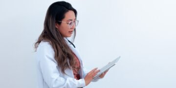 Читател: Какво щяхме да правим без ангелите в бели престилки от Спешното?!