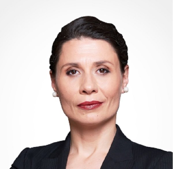 Елисавета Белобрадова: Българското образование трябва да стане абсолютен приоритет