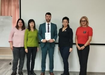 Съвместна инициатива и среща с граждани на прокурори от Районните прокуратури в Добрич и Варна по темата за домашното насилие 