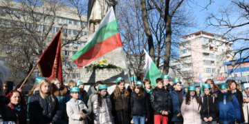 Отбелязаха с общоградско честване във Варна 179 години от рождението на Капитан Петко войвода