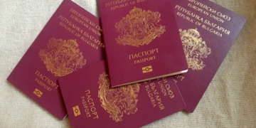 Атанас Славов за двойното гражданство: Не казвам, че няма риск – министрите, народните представители имат достъп до класифицирана информация