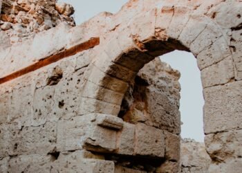 Любопитни мистерии обгръщат Петрич кале след разкопките през 2023 година