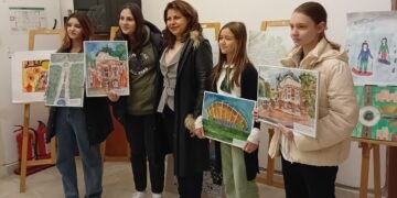 Във Варна откриха втората изложба от инициативата "Бъдещето на моя град" (СНИМКИ)