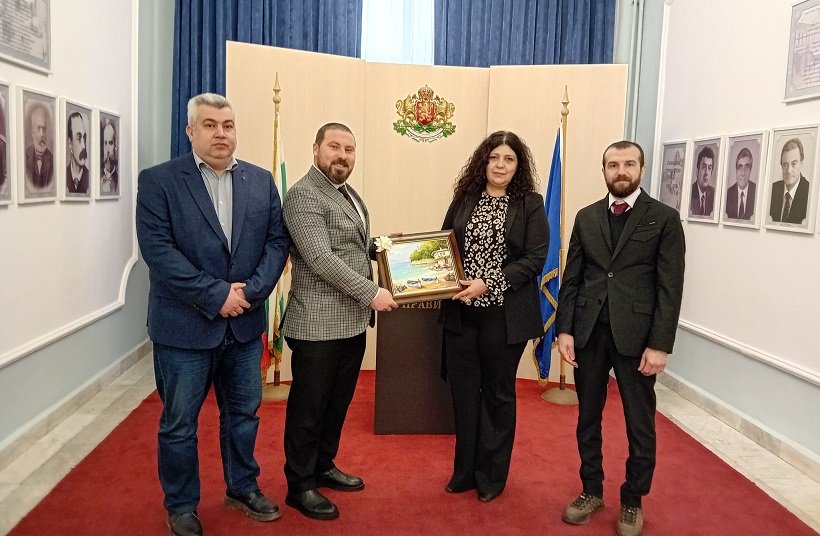 Първа среща на Областния управител с ръководния екип на Районно мюфтийство Варна