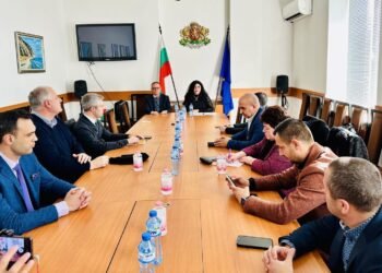 Проблеми с боклука и кадастъра сред акцентите на първата среща на кметове от областта при областния управител на Варна (ВИДЕО)