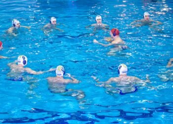 Комодор отстъпи на КПС „Варна” във втория кръг от група „Елит”