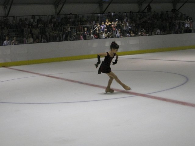 Спортни клубове със сигнал за състоянието на ледената пързалка във Варна