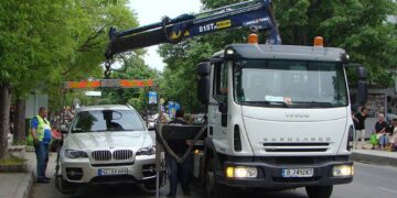 Двете специализирани платформи на Община Варна тип „паяк“ работят от снощи