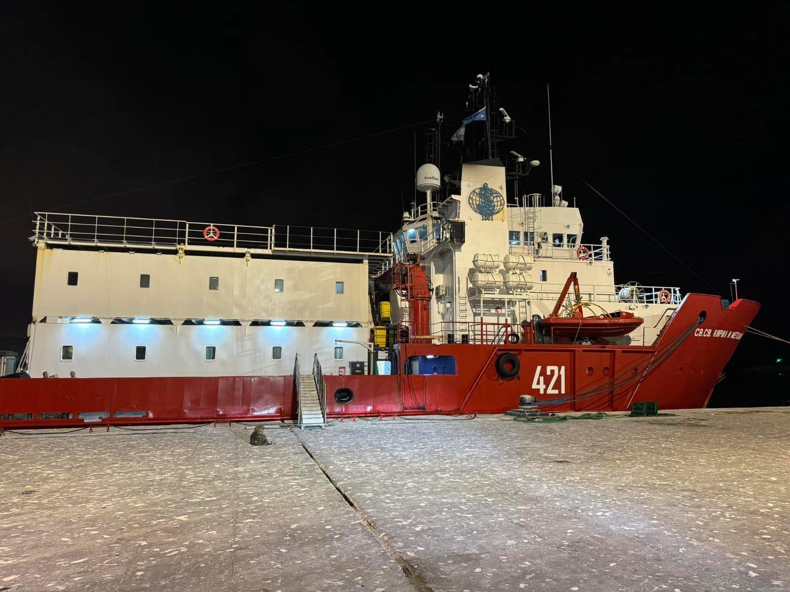 НИК 421 пристигна в Комодоро Ривадавия, Аржентина (СНИМКИ)