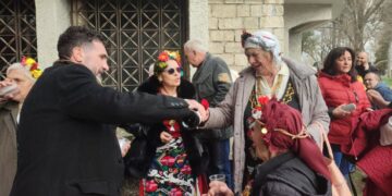 В деня на Трифон Зарезан девненци мериха сили в конкурс за домашно вино (СНИМКИ)