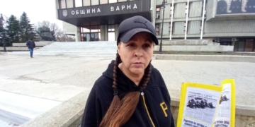 Майка на 4 деца, минала през ада, чака 24 години за общинско жилище! Ще се случи ли “чудо” след писмо от президента до кмета на Варна?! (ВИДЕО/СНИМКИ)