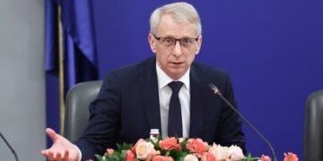 С над 1 млн. лева INSAIT стартира стипендиантската програма EXPLORER за талантливи български кандидат-студенти