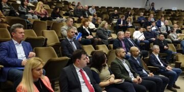 Общински съвет – Варна се обяви в подкрепа на браншовите организации от сектори „Туризъм“ и „Рибарство“