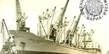 На 7 февруари 1969 г. Параходство „Български морски флот“ открива редовна презморска товарна линия от България до Далечния изток