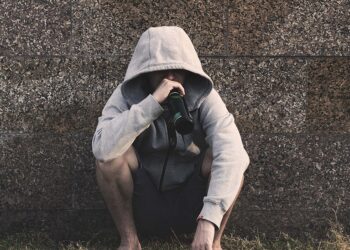 “Задържане под стража” за 50-годишен бандит, ограбил възрастен човек във Варна