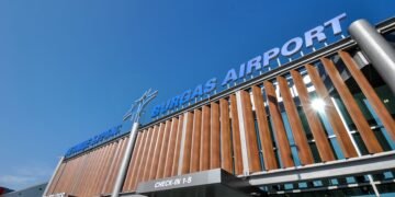 Затварят временно летище Бургас за полети поради планирани ремонтни дейности