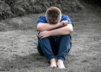 Районният съд във Варна наказа с “порицание” 15-годишен младеж, откраднал телефон